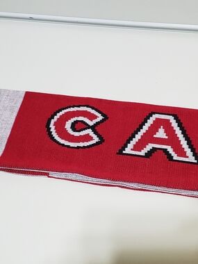 Red Canada World Cup Soccer Knit Scarf White and Black. New